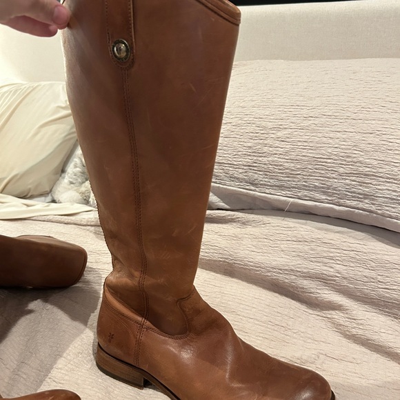 Frye Women's Brown Leather Boots - Picture 3 of 6